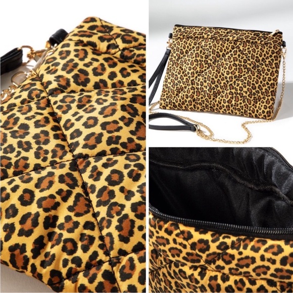 🐆Convertible Leopard Print Crossbody - Picture 3 of 9
